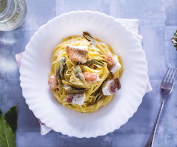 Spaghetti met schorpioenvis en artisjokken