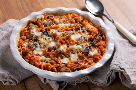 Ovengebakken anelletti met aubergine