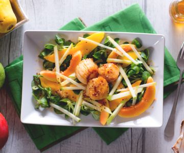 Coquilles met fruitsalade