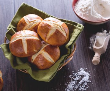 Pretzelbroodjes