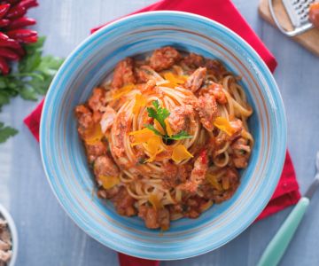 Pasta met tonijn, ansjovis en bottarga