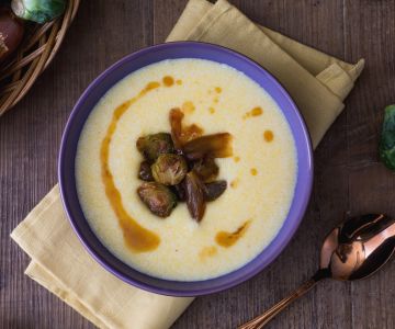 Romige polenta-soep