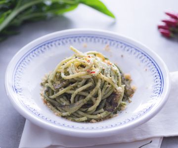Pasta met gekookte puntarelle