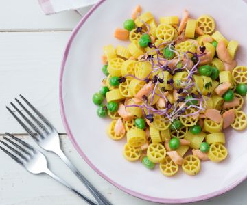 Miniwieltjes met saffraan en zalm