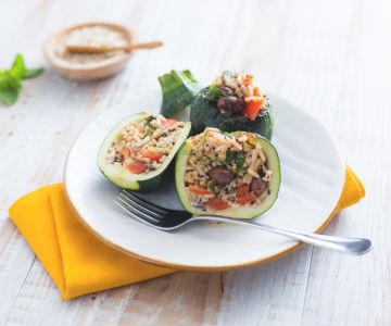 Gevulde courgettes met granen en quinoa
