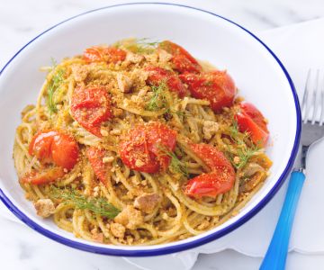 Pasta met tomaten en fresella