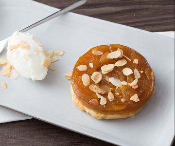 Mini tatin met appel en amandelen