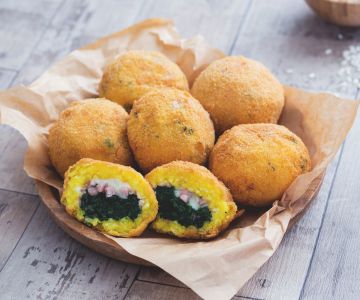 Arancini met spinazie