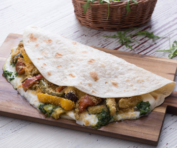 Piadina met gegratineerde groenten