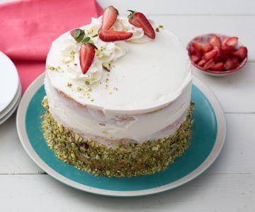 Taart met mascarpone en aardbeien