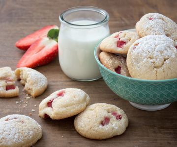 Zachte aardbeikoekjes