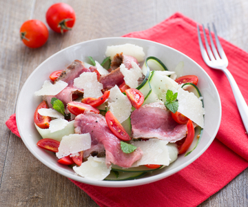 Gekruide rundvleessalade met Grana Padano