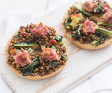 Friselle met cotechino en linzen