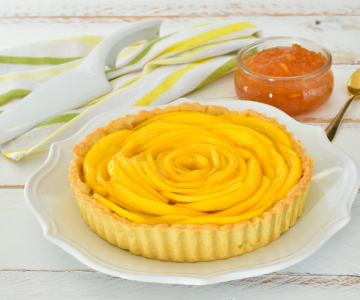 Crostata met sinaasappel en mango