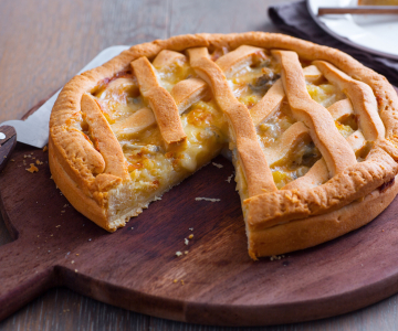 Hartige taart met aardappel en gorgonzola