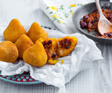 Arancini met bonenragù