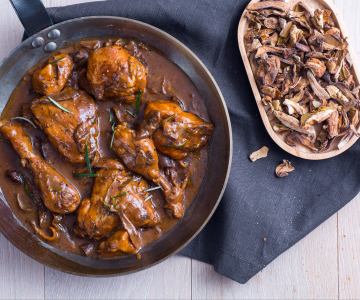 Kip met paddenstoelen