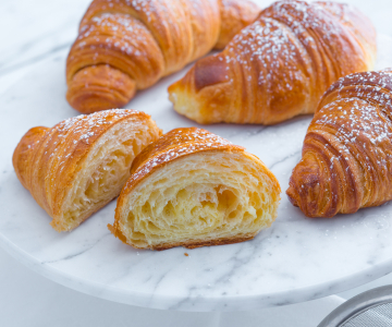 Italiaanse bladerdeegcroissants