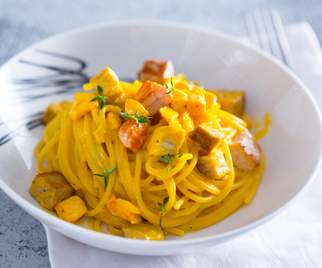 Carbonara met zeevruchten