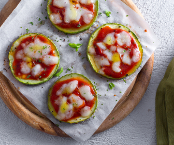 Kleine courgettepizza's