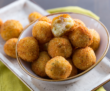 Tonijn- en aardappelballetjes