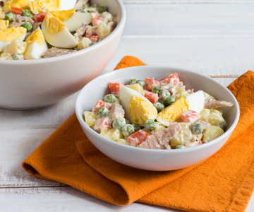 Russische salade met tonijn