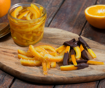 Gekonfijte sinaasappelschillen