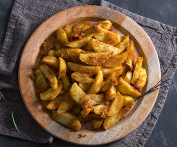 Knapperige aardappels met kaas