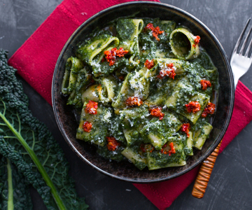 Calamarata met palmkool en 'nduja