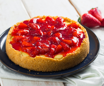 Gebakken cheesecake met aardbeien en mascarpone