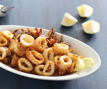 Gefrituurde calamari uit de airfryer