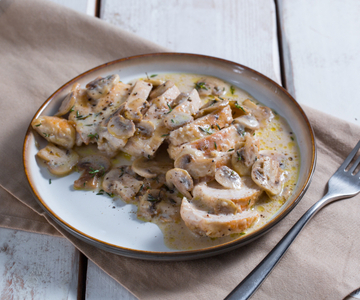Kipfilet in melk met champignons