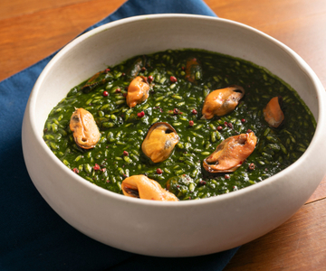 Risotto met zwarte kool en mosselen