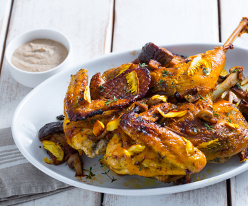 Kip met kruiden en paddenstoelen