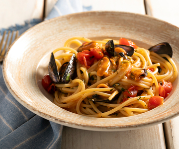 Spaghetti met mosselen en cherrytomaatjes