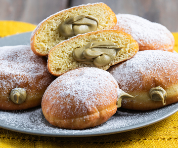 Bomboloni met pistache