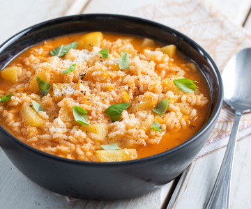 Rijstsoep met aardappelen