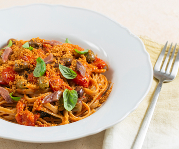 Calabrese stroncatura met cherrytomaatjes en ansjovis