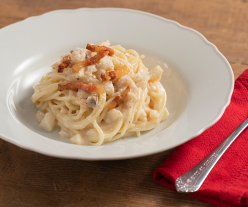 Tonnarelli alla gricia met gezouten kabeljauw