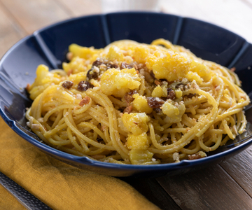 Pasta met bloemkool en saffraan