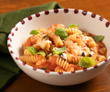 Pasta met tomaat en mozzarella