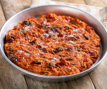 Asymmetrische tomatenpizza