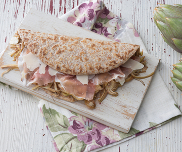 Piadina met culatello en artisjokken
