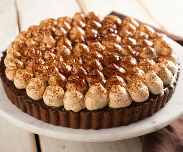 Gourmet crostata met chocolade en koffie