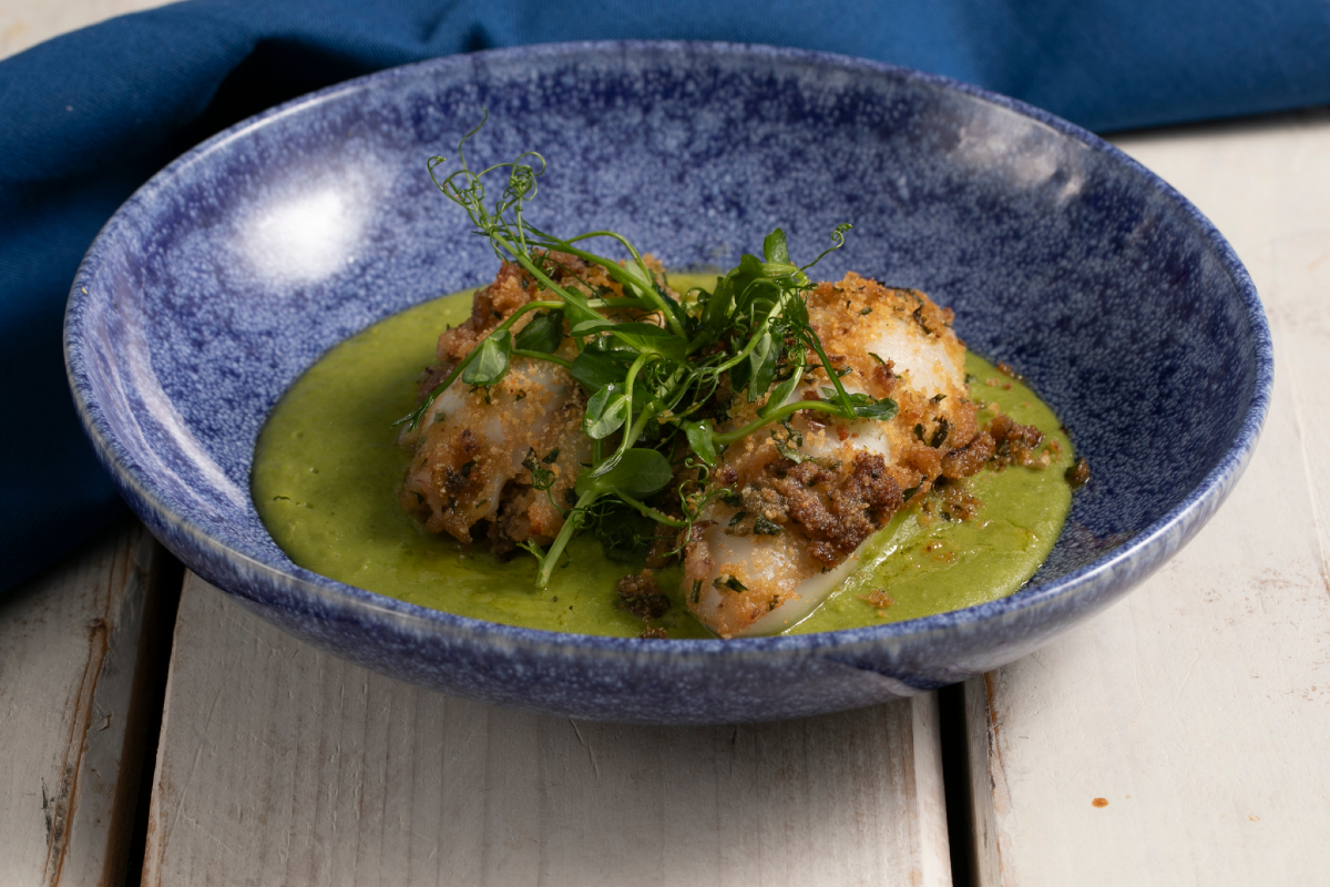 Siciliaanse gevulde calamari met erwtencrème