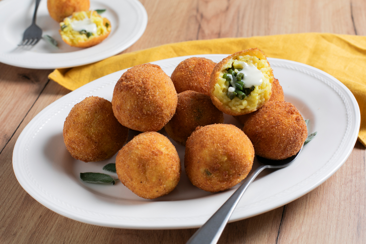 Arancini met sperziebonen
