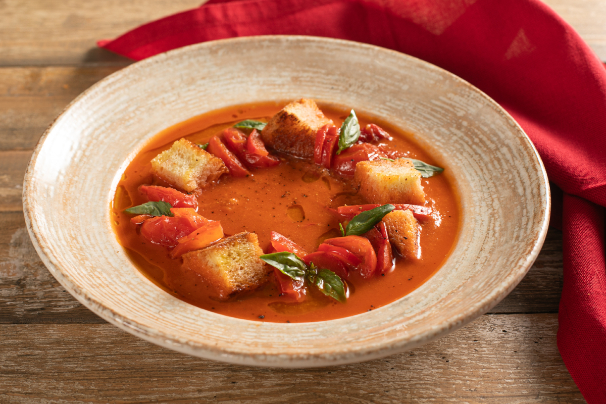Gazpacho met tomatensaus