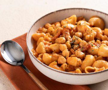 Pasta met kikkererwten: traditioneel, makkelijk en snel
