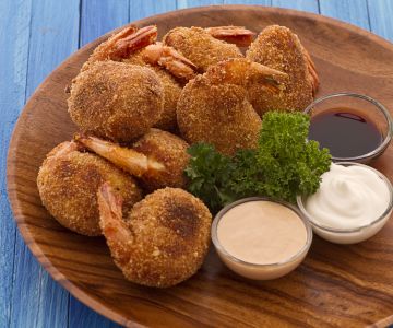 Kroketjes van kikkererwten en garnalen